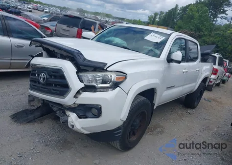 2017 Toyota Tacoma Sr5 V6 z USA, uszkodzony, nr VIN 5TFAZ5CNXHX041673